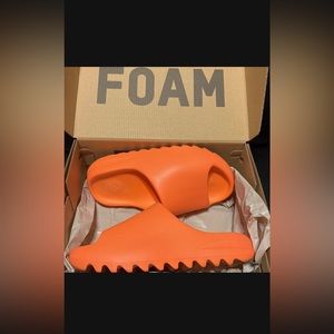 Adidas yeezy slide enflamed orange size 5